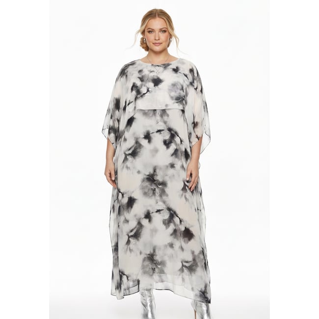 Robe avec manches longues écru <span itemprop=