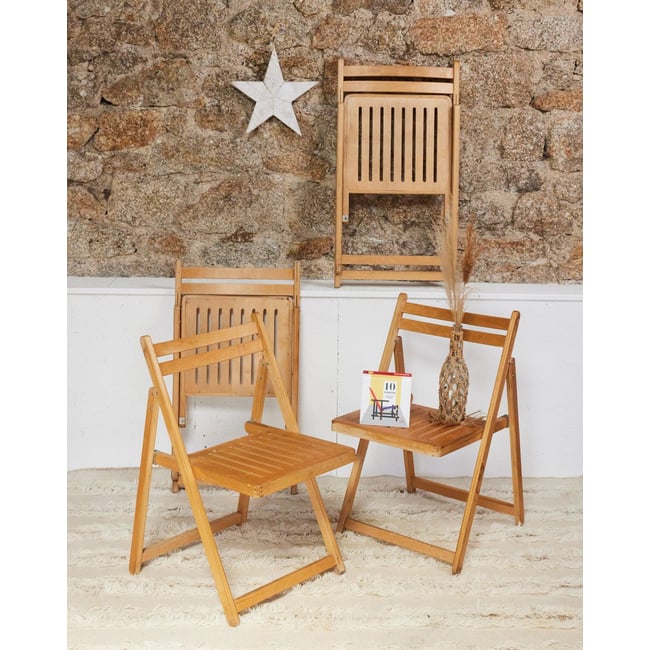 Lot de 4 chaises en bois Alma N°1663 - Bon état Couleur bois clair <span itemprop=