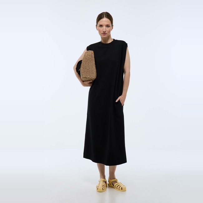 Robe longue sans manches en coton BIO GOTS noir <span itemprop=