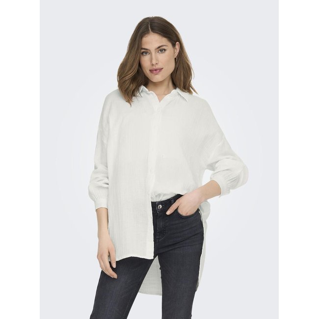Chemise ONLTHYRA Chemise cloud dancer <span itemprop=