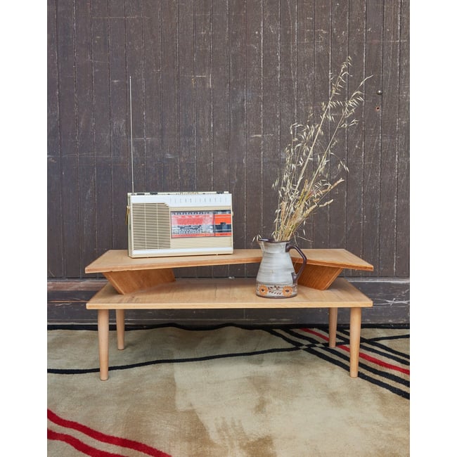 Table basse en bois clair design Donna N°1040 - Bon état Couleur bois clair <span itemprop=