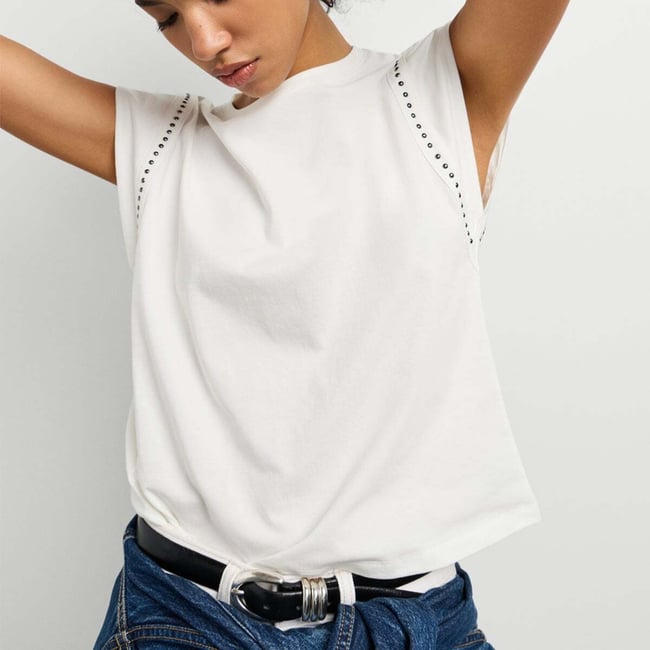 T-Shirt Avec Détail Clous blanche mousse <span itemprop=