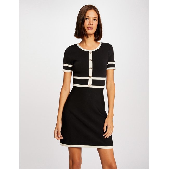 Robe pull droite manches courtes noir <span itemprop=