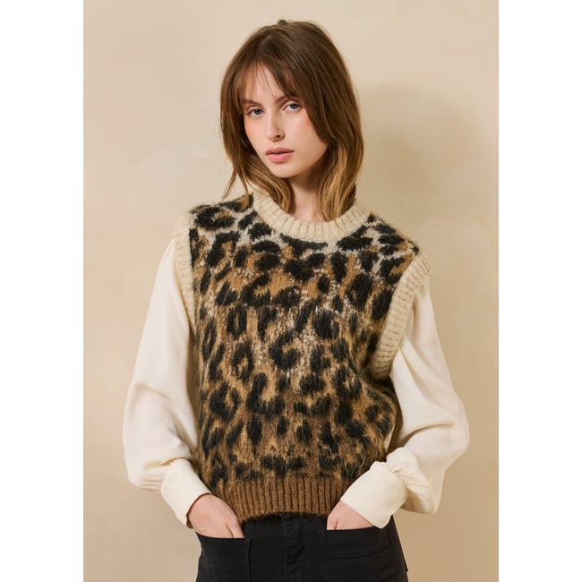 Pull sans manches jacquard motif animalier camel <span itemprop=