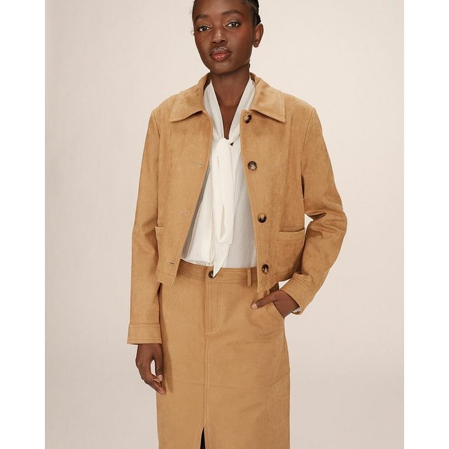 Veste courte en suédine SULLIVAN ocre <span itemprop=