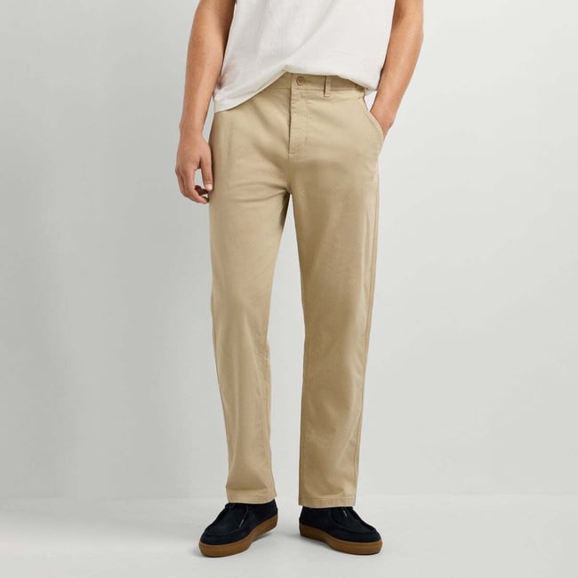 Pantalon Chino Coupe Décontractée En Sergé beige malté <span itemprop=