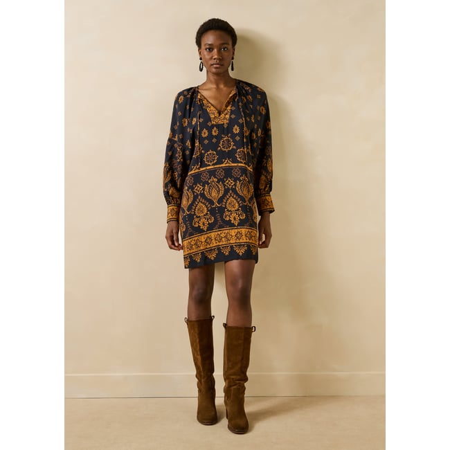 Robe manches longues à imprimé bleu encre <span itemprop=
