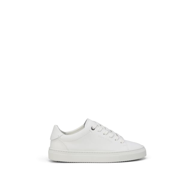 Baskets à semelles cuvette modèle Alfa en cuir nappa lisse blanc <span itemprop=