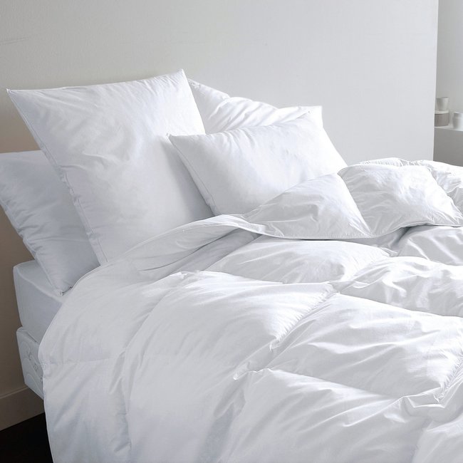 Mittelfestes Kopfkissen Cocooning mit Milbenschutz weiss <span itemprop=