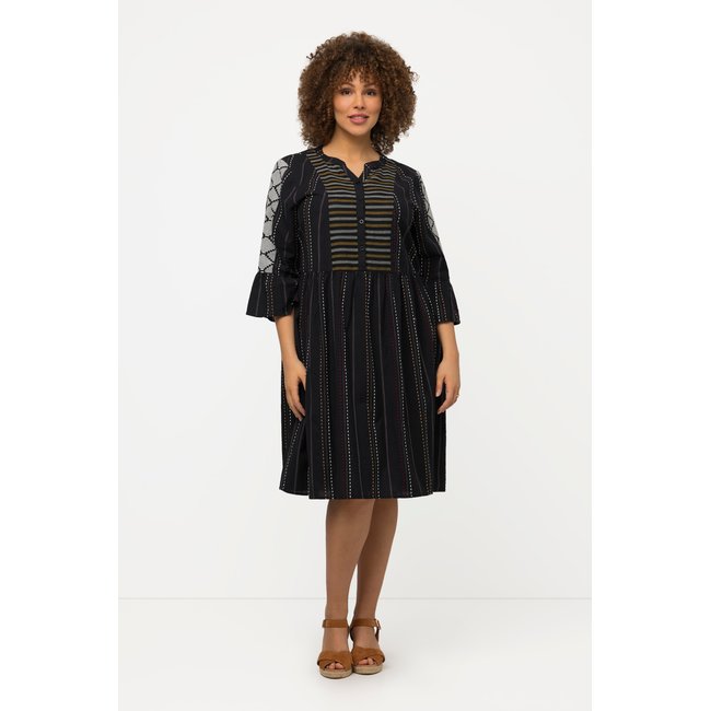 Robe tunique. Imprimé ethnique. Col tunisien noir <span itemprop=