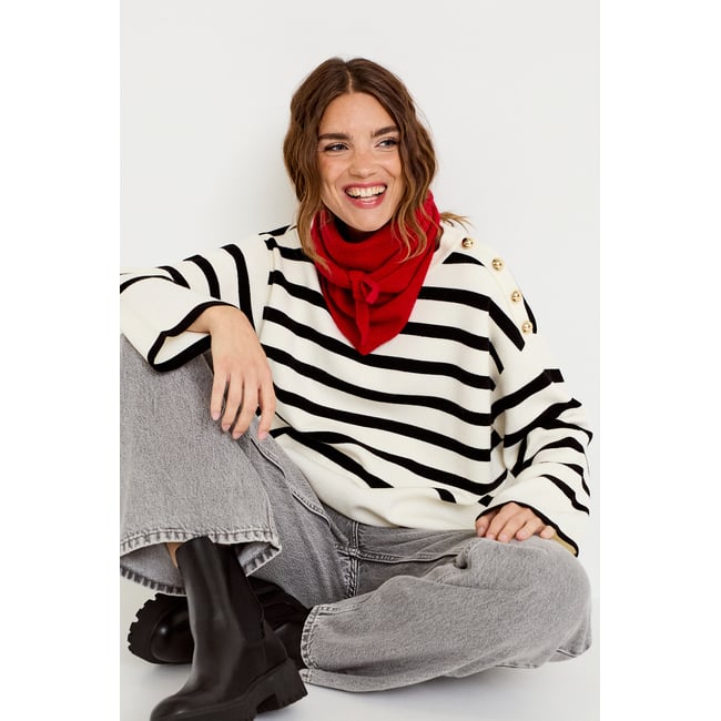 Pull ample manches longues ecru <span itemprop=