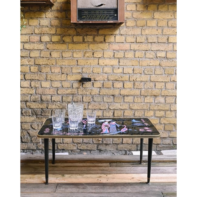 Table basse japonisante Donna N°1527 - Bon état Couleur noir <span itemprop=