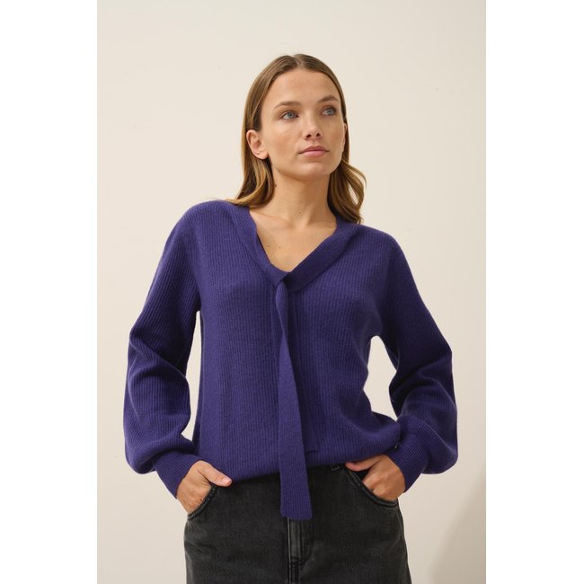 Pull Col Lavallière Purple Noty violet foncé <span itemprop=