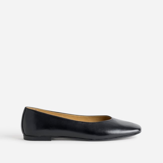 Ballerine en cuir BINTOU noir <span itemprop=
