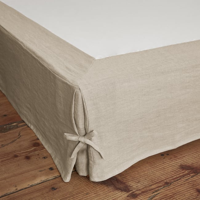 Cache sommier, en 100 % Lin Français, avec volant 30 cm naturel <span itemprop=