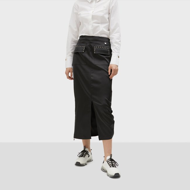 Jupe fluide midi à enfiler noir <span itemprop=