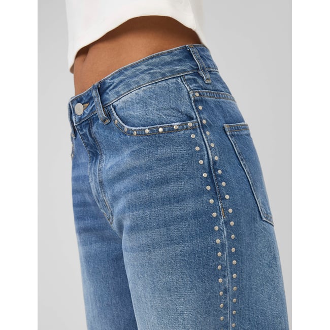 Jean wide leg avec studs bleu moyen <span itemprop=