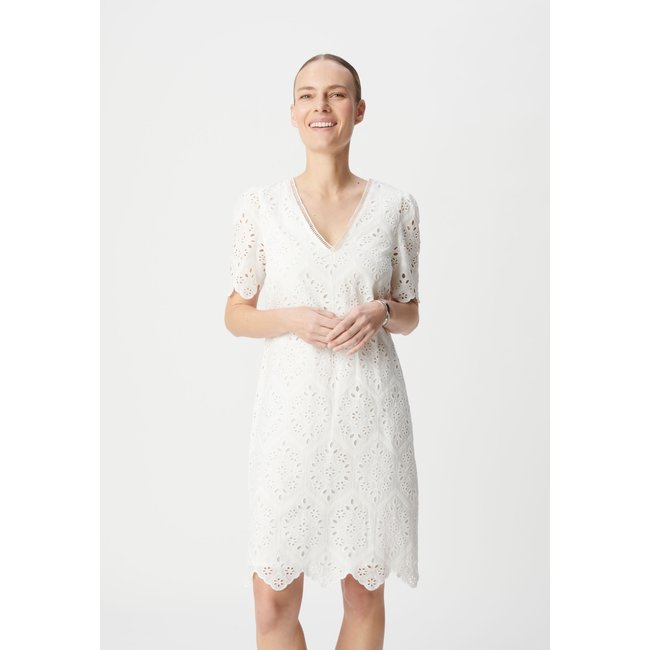 Robe coton bio broderie anglaise blanc cassé <span itemprop=