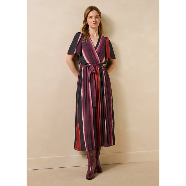 Robe longue fluide plissée à rayures vin/lipstick <span itemprop=