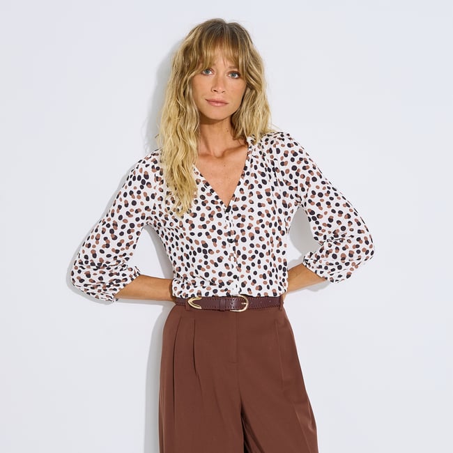 Blouse fluide col V imprimé blanc cassé ecru <span itemprop=