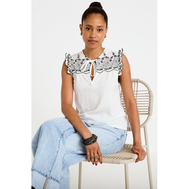 Blouse décolleté sans manches brodée - CACHE CACHE