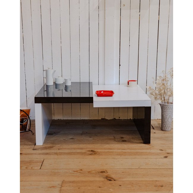 Table basse en bois noir et blanc Donna N°983 - Bon état Couleur noir <span itemprop=