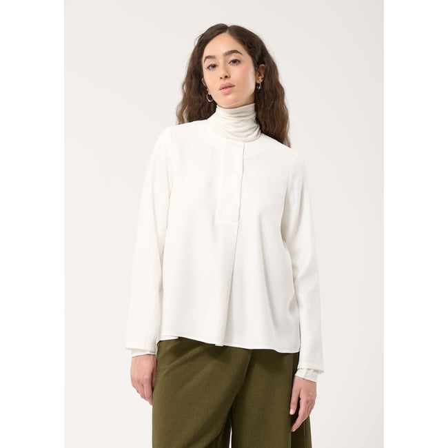 Blouse manches longues col rond ecru <span itemprop=