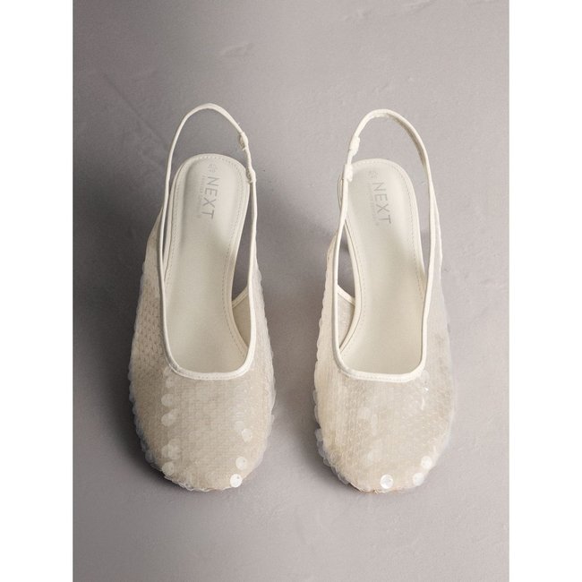 Chaussures bout rond à talon forever comfort® blanc <span itemprop=