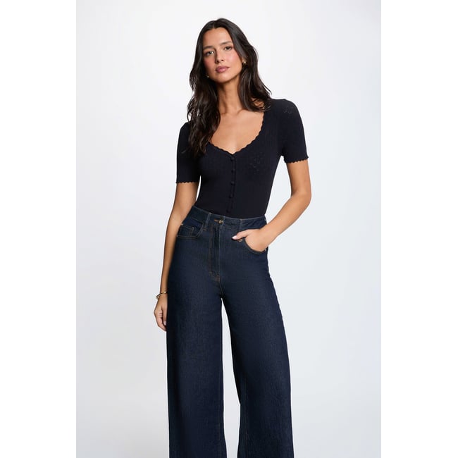 Pull ajusté col v bleu marine <span itemprop=