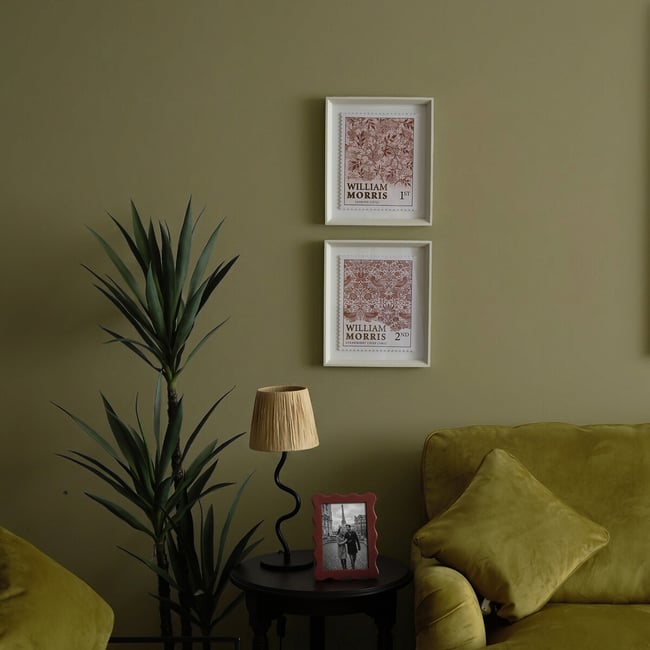 Set of 2 William Morris Stamp Red Framed Art, red, ÉDITÉ