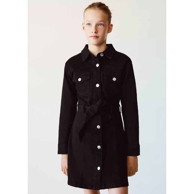 Robe courte en jean black denim <span itemprop=
