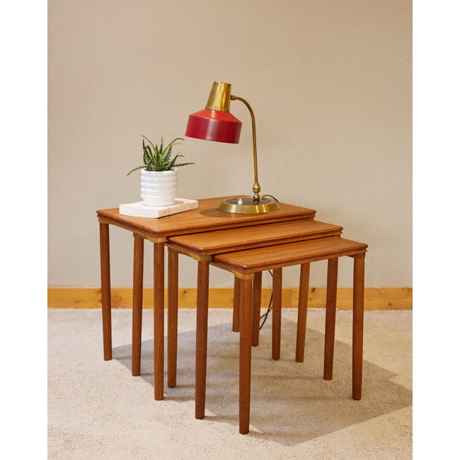 Tables gigognes scandinaves en bois Barbara N°217 - Bon état Couleur bois clair <span itemprop=