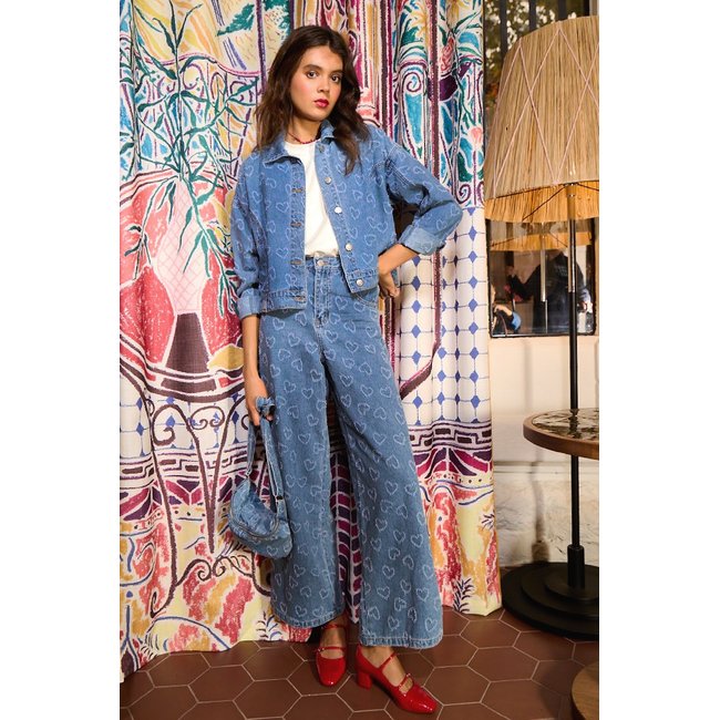 Pantalon large à motif cœur bleu denim <span itemprop=