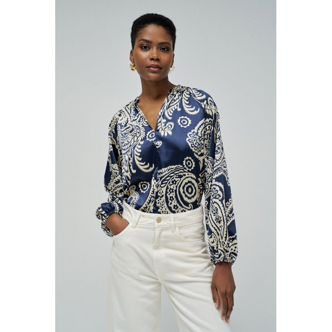 BLOUSE SATINÉE bleu foncé <span itemprop=
