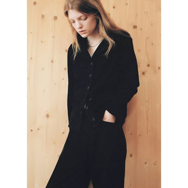 Veste en denim à revers noir <span itemprop=
