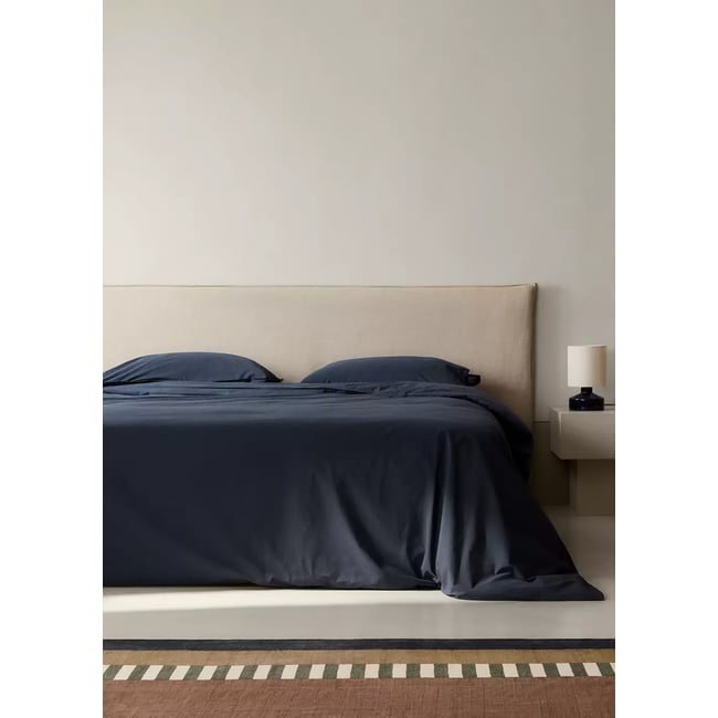 Housse de couette 100 % coton popeline garment-dyed Lit 90 cm bleu marine <span itemprop=