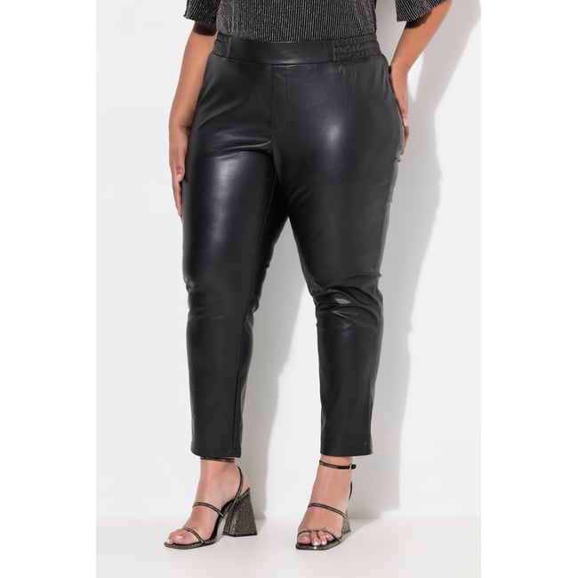 Pantalon en simili noir <span itemprop=