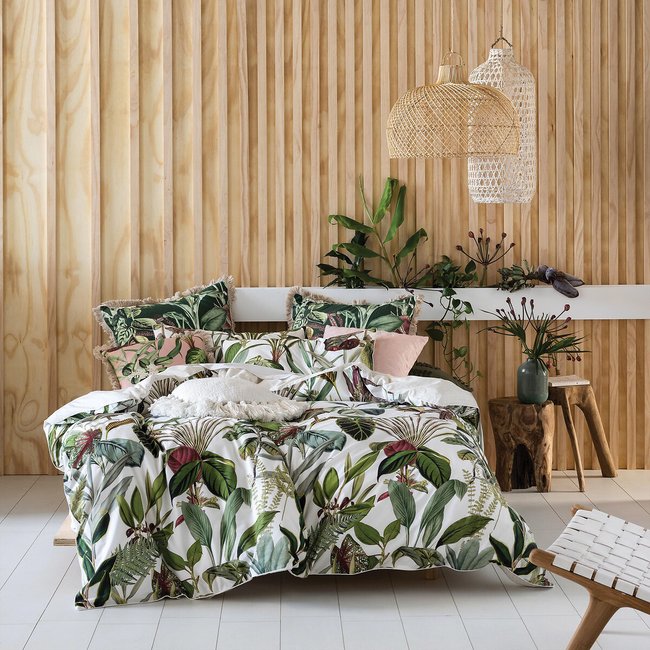 Wonderplant 100% Cotton Duvet Cover and Pillowcase Set, white/green, LINEN HOUSE