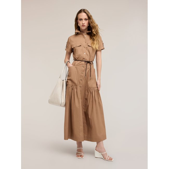 Robe chemise longue. beige <span itemprop=