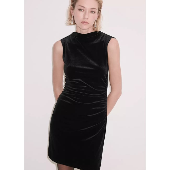 Robe courte velours noir <span itemprop=