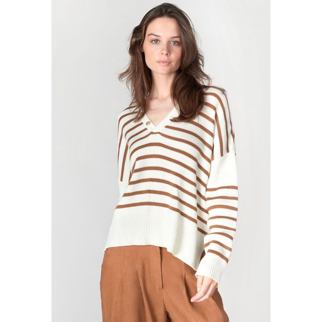 V-Pullover mit Streifen camel/ecru <span itemprop=
