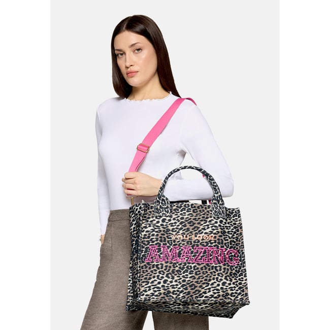 Cabas au look léopard noir/beige <span itemprop=