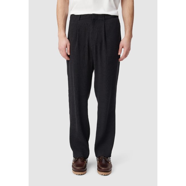 Pantalon tissu plissé noir <span itemprop=