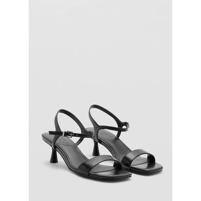 Sandales talon à brides noir <span itemprop=