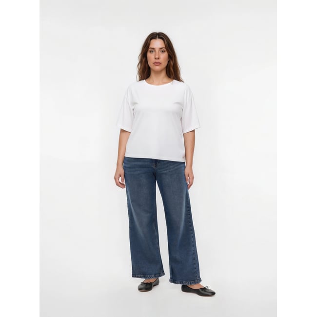 Jean À Coupe Large medium blue denim <span itemprop=