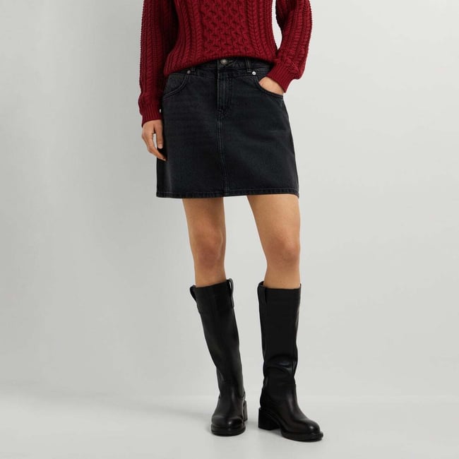 Jupe Courte Coupe Regular En Denim 11,5 oz noir/noir rigide den <span itemprop=
