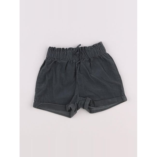 Short - Très bon état v002239 <span itemprop=