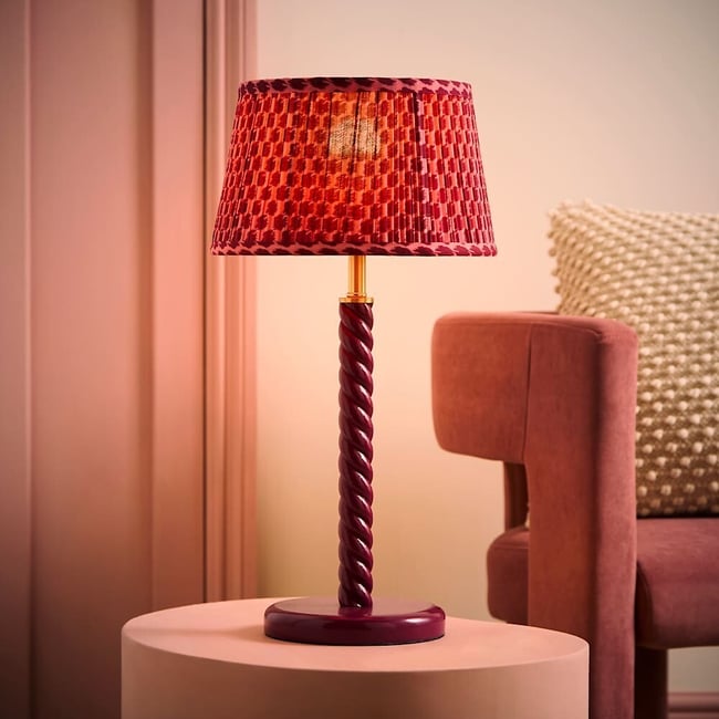 Amalia Twist Table Lamp with Pleated Taper Shade, pink, SO'HOME