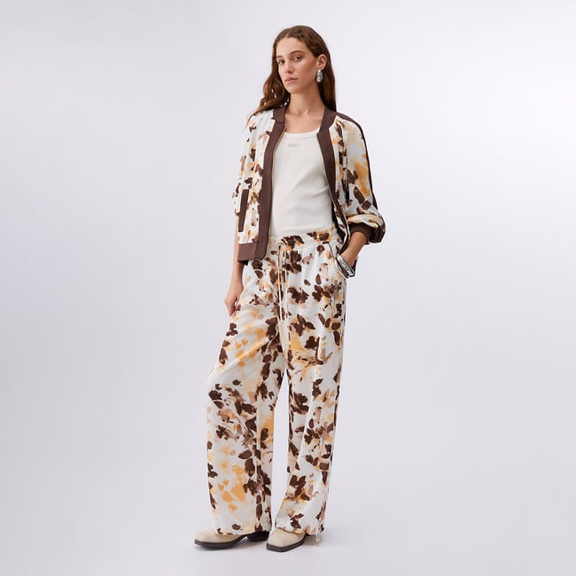 Pantalon en satin imprimé marron <span itemprop=