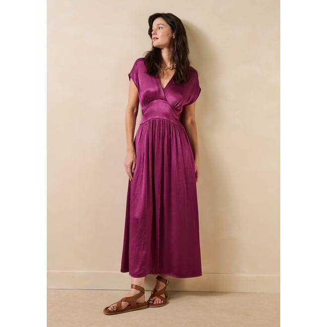 Robe longue manches courtes encolure v purple velvet <span itemprop=